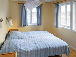 5 Star Holiday Home in Asbro