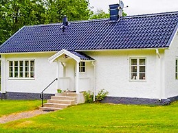 5 Star Holiday Home in Asbro