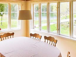 5 Star Holiday Home in Asbro