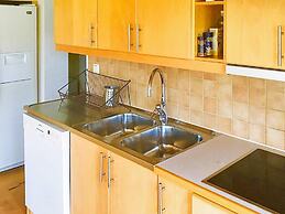 5 Star Holiday Home in Asbro
