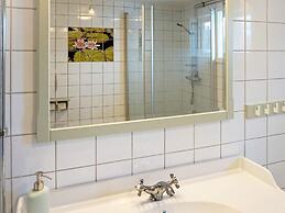 5 Star Holiday Home in Asbro