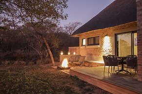 Nako Safari Lodge
