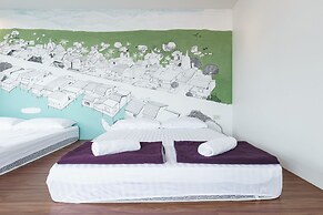 99 Hostel