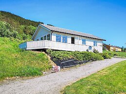 4 Star Holiday Home in Averoy