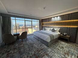 Sweet Land Hotel