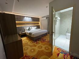 Sweet Land Hotel