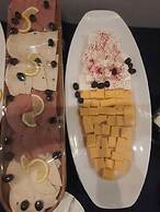 Sweet Land Hotel