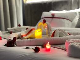 Sweet Land Hotel