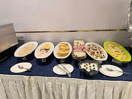 Sweet Land Hotel