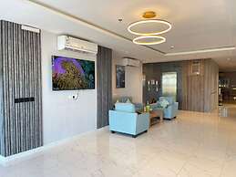 Sweet Land Hotel