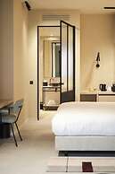 Hotel T
