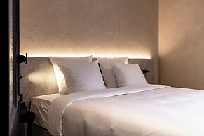 Hotel T
