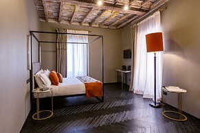 The Couper Colonna
