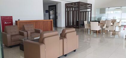 Newton Apartmen Residence By Ayulian