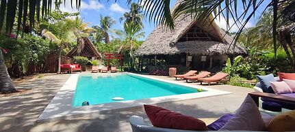 Lions Luxury Eco-Resort & Spa