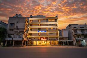 Fabhotel Nanda
