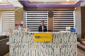 Fabhotel Rotano Suites