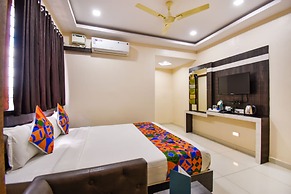 Fabhotel Rotano Suites