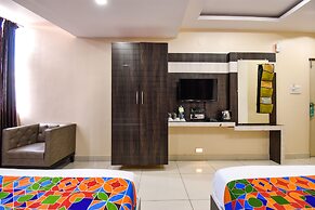 Fabhotel Rotano Suites