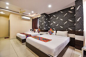 Fabhotel Rotano Suites