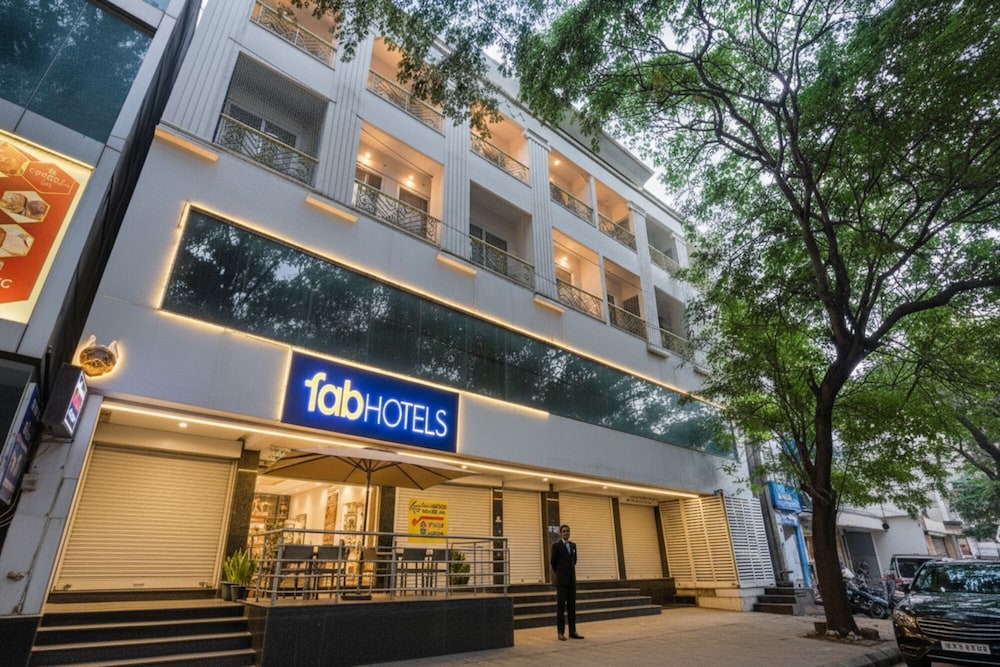 Fabhotel Grk Comforts