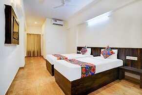 Fabhotel Grk Comforts