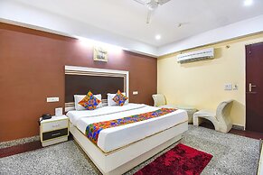 Fabhotel Comfort 35