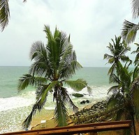Fabhotel Wateredge Beach Resort
