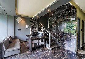 Fabhotel Lemon Grass