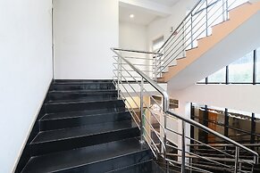 Fabhotel Elite Inn