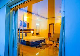 Fabhotel Kanchan Plaza