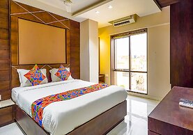 Fabhotel Eros 211