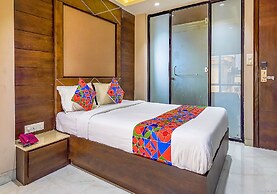 Fabhotel Eros 211