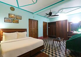 Fabhotel East View