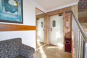 Fabhotel Spiro Grand