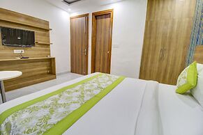 FabHotel Gross inn Suites