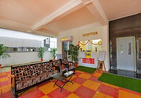 Fabhotel White House