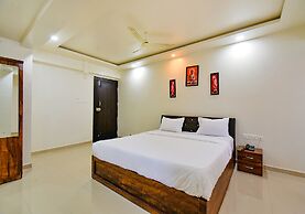 Fabhotel White House