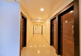 Fabhotel White House