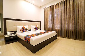 Fabhotel Oyster Villa