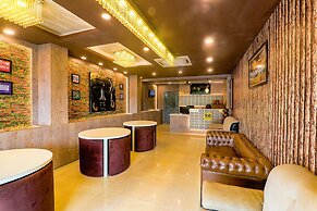 FabHotel Rudra Inn & Cafe I