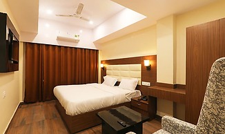 FabHotel Blueark