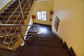 Fabhotel Red Rose