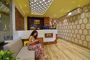 Fabhotel Red Rose