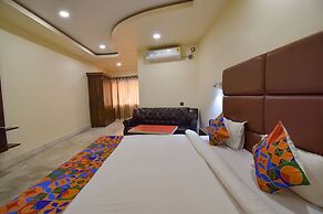 Fabhotel Red Rose
