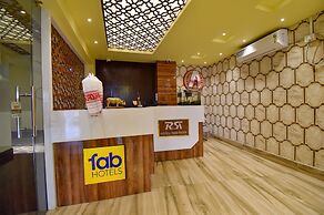 Fabhotel Red Rose