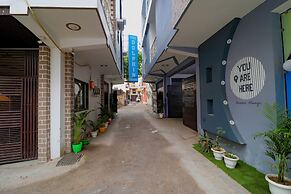 FabHotel Dolphin International