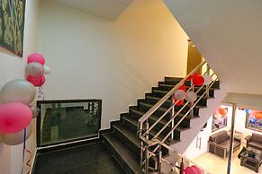FabHotel Dolphin International