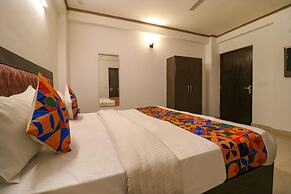 FabHotel Dolphin International