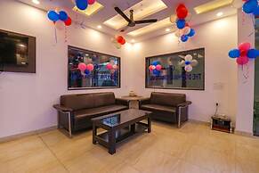 FabHotel Dolphin International